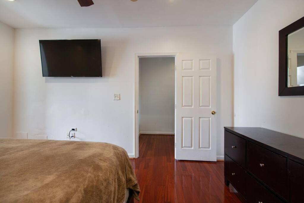 Relaxing, Spacious, Private, Walkable In Petworth! Washington Exterior foto